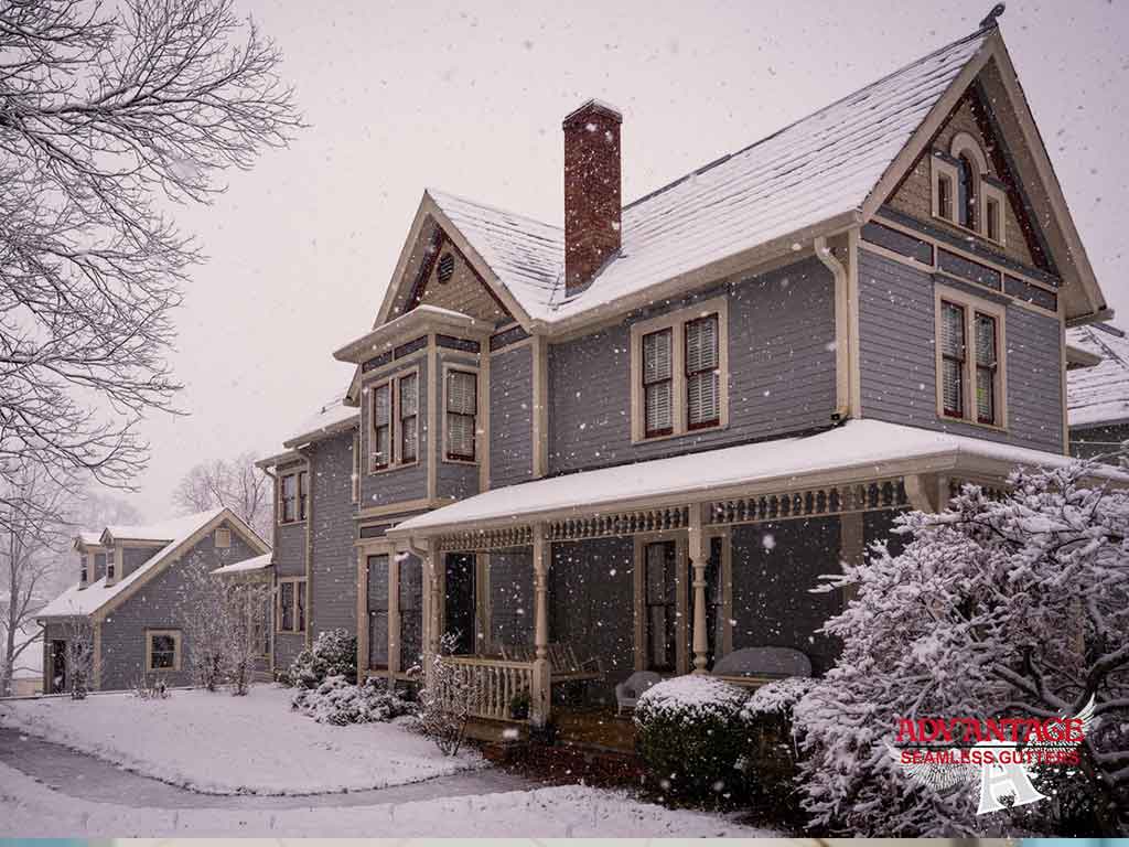 Tips for Increasing Your Home’s Curb Appeal This Winter
