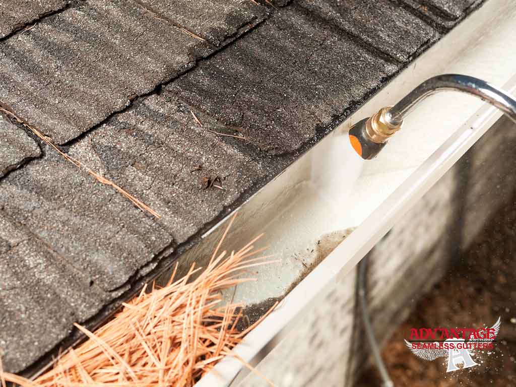 Gutter Cleaning: 5 Ways to Do it Without a Ladder