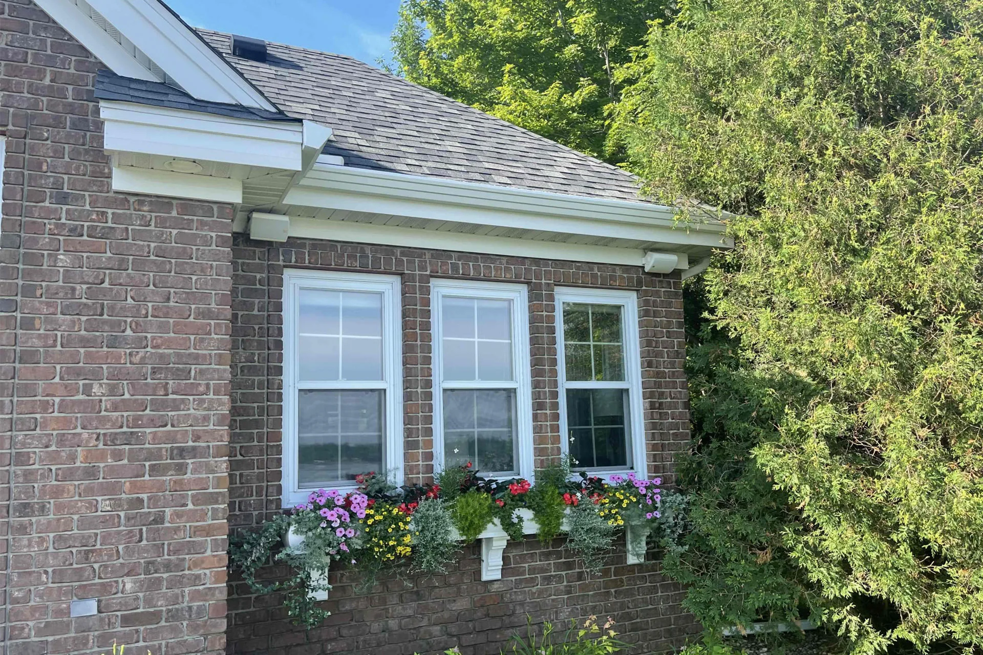 Why Springtime Is The Perfect Time To Install Gutters