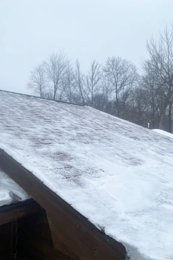 Advantage Roof Shoveling