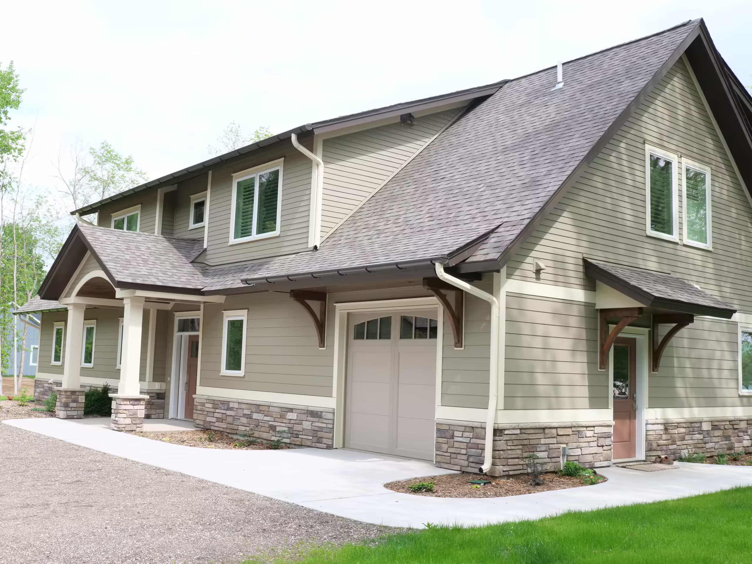 7 Home Maintenance Mistakes Homeowners Make Every Summer